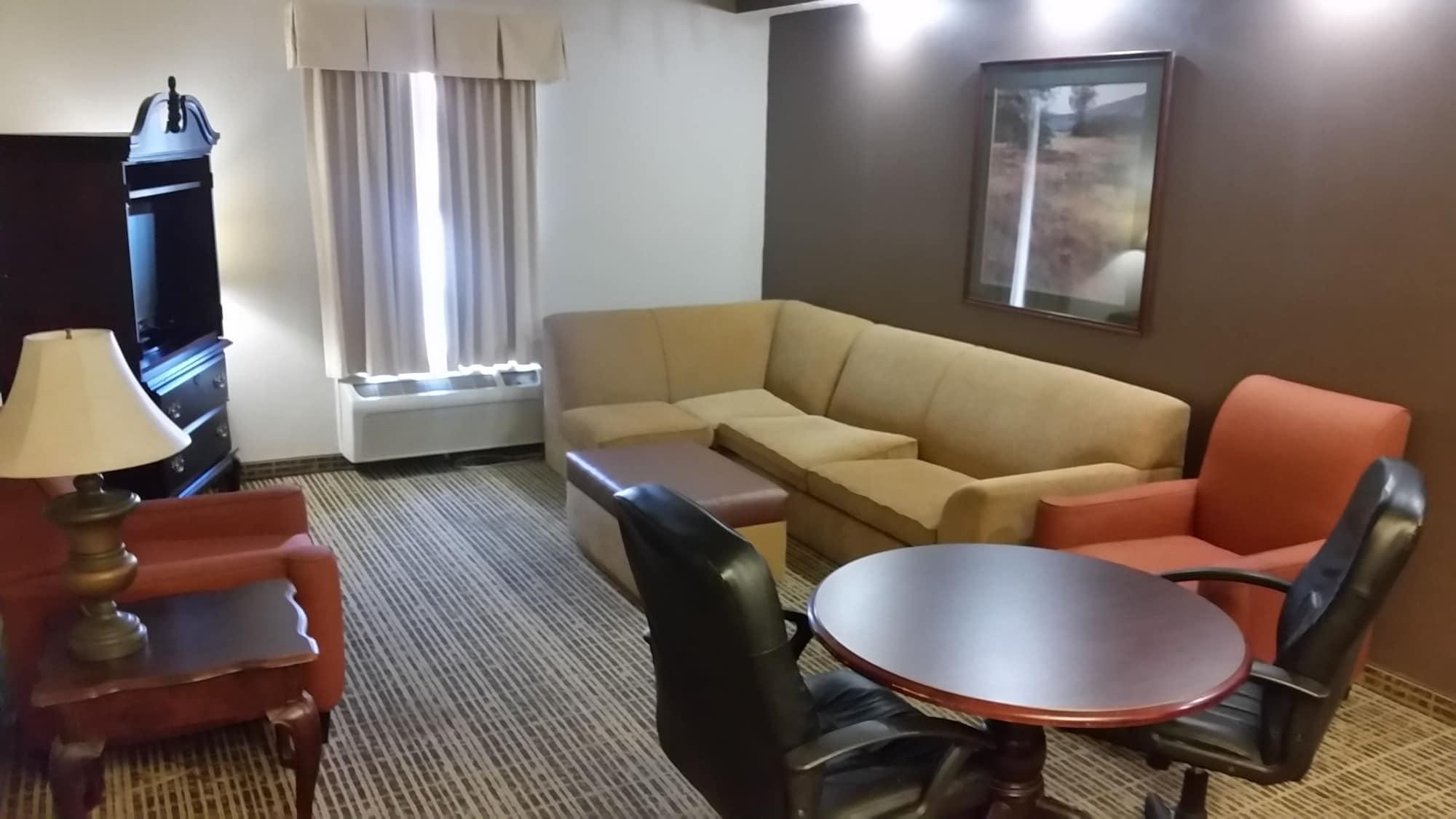 Baymont By Wyndham Lafayette Airport Exterior foto