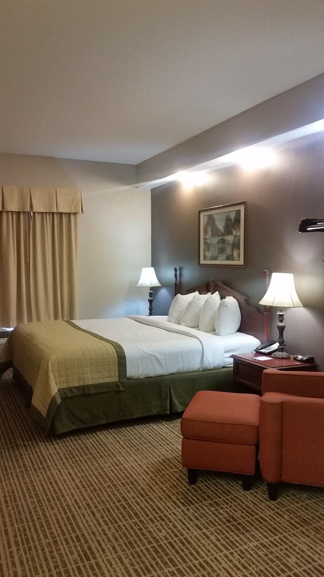 Baymont By Wyndham Lafayette Airport Exterior foto